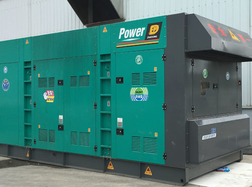 新罗升级发电机组的过程中需要注意哪些安全事项？